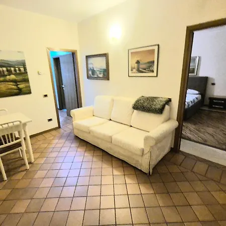13 Apartment